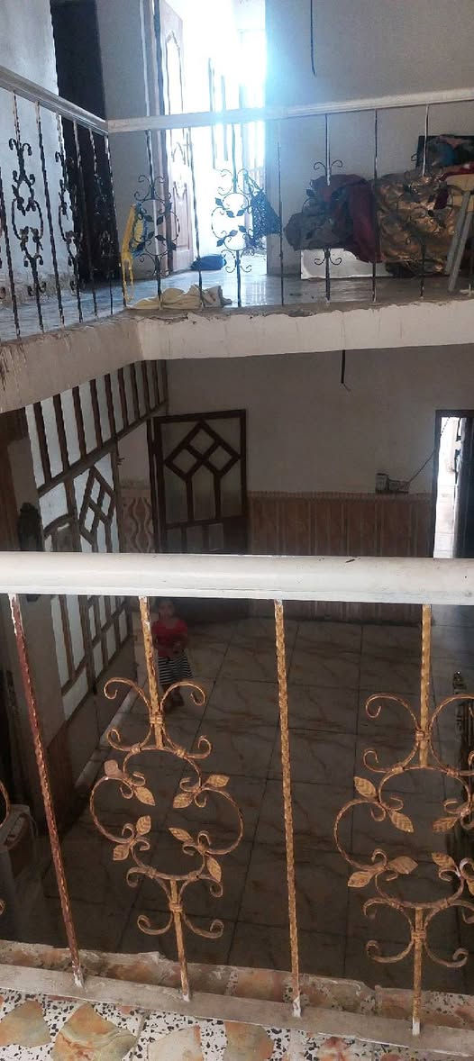 للبيع سعر مناسب تفاصيل اتصل على رقم ***********
