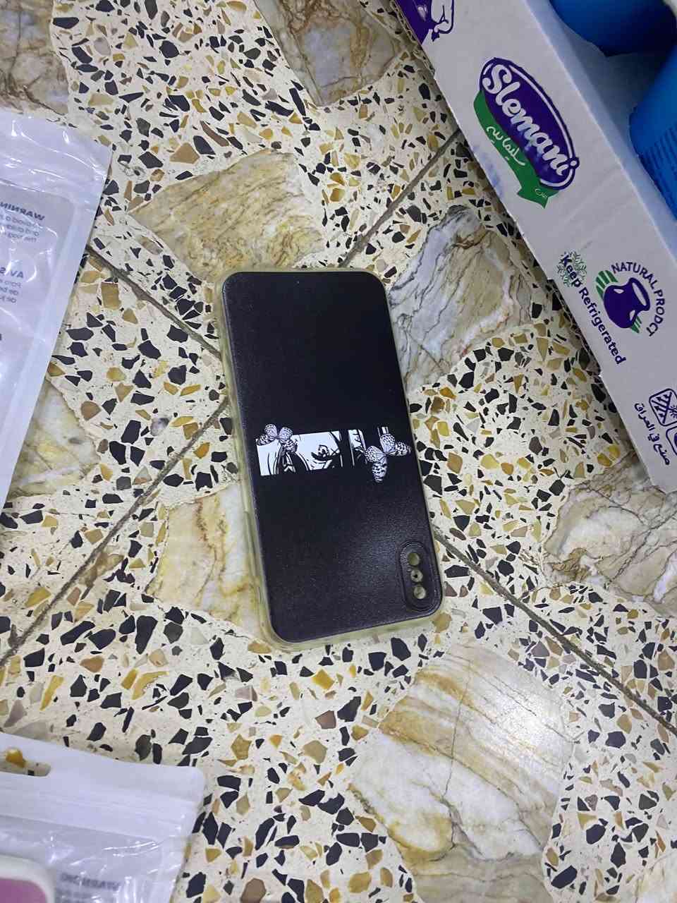كفرات • ايفون • ٣٠٠/٢٥٠ قطعة