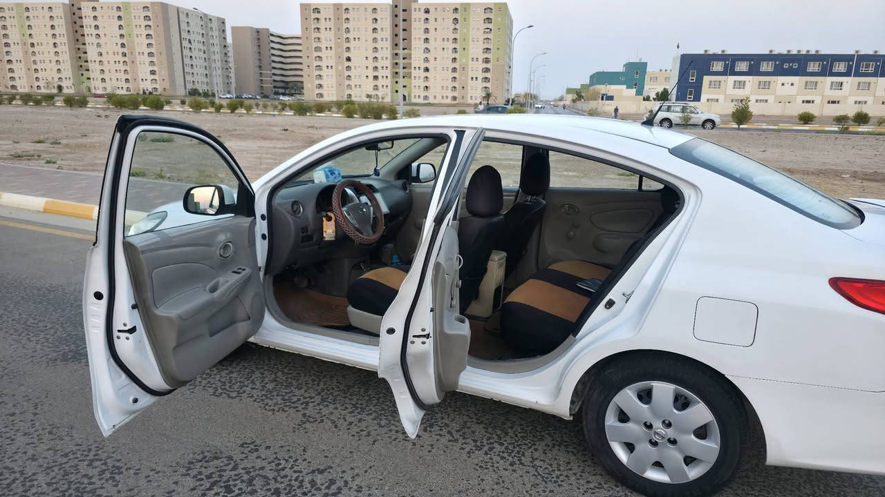السلام عليكم نيسان سني هندي بليته زركه رقم بغداد بأسمي موديل ٢١ بسعر ٩٨بيهه مجال قليل  بيهه قبق جنطه مبدل وصبغ جاملغ الايمن خلفي محرك كير مكفولات سيارة نظيفه للاستفسار الاتصال على الرقم***********  واتس او اتصال

