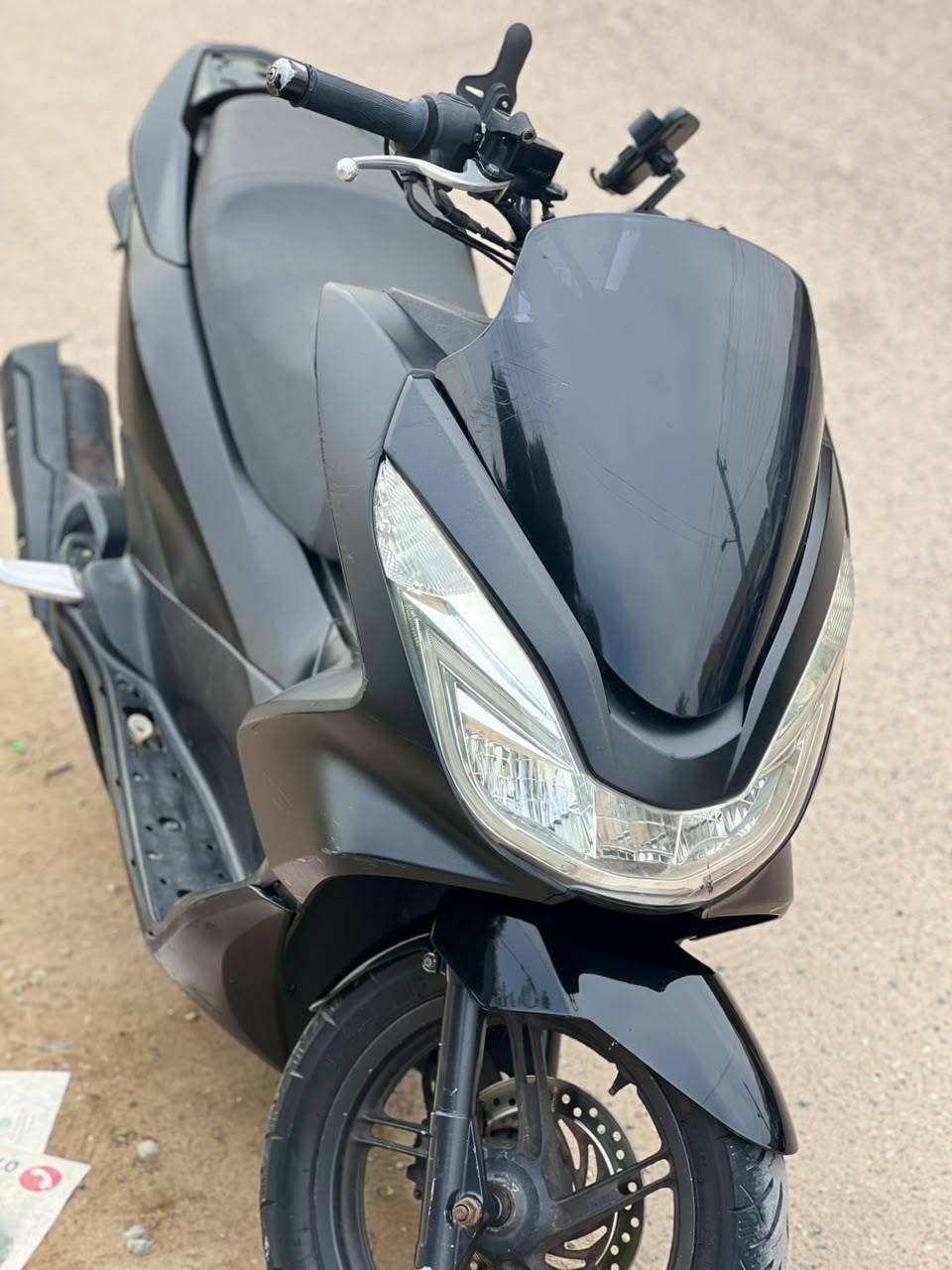 هوندا PCX • اسكوتر