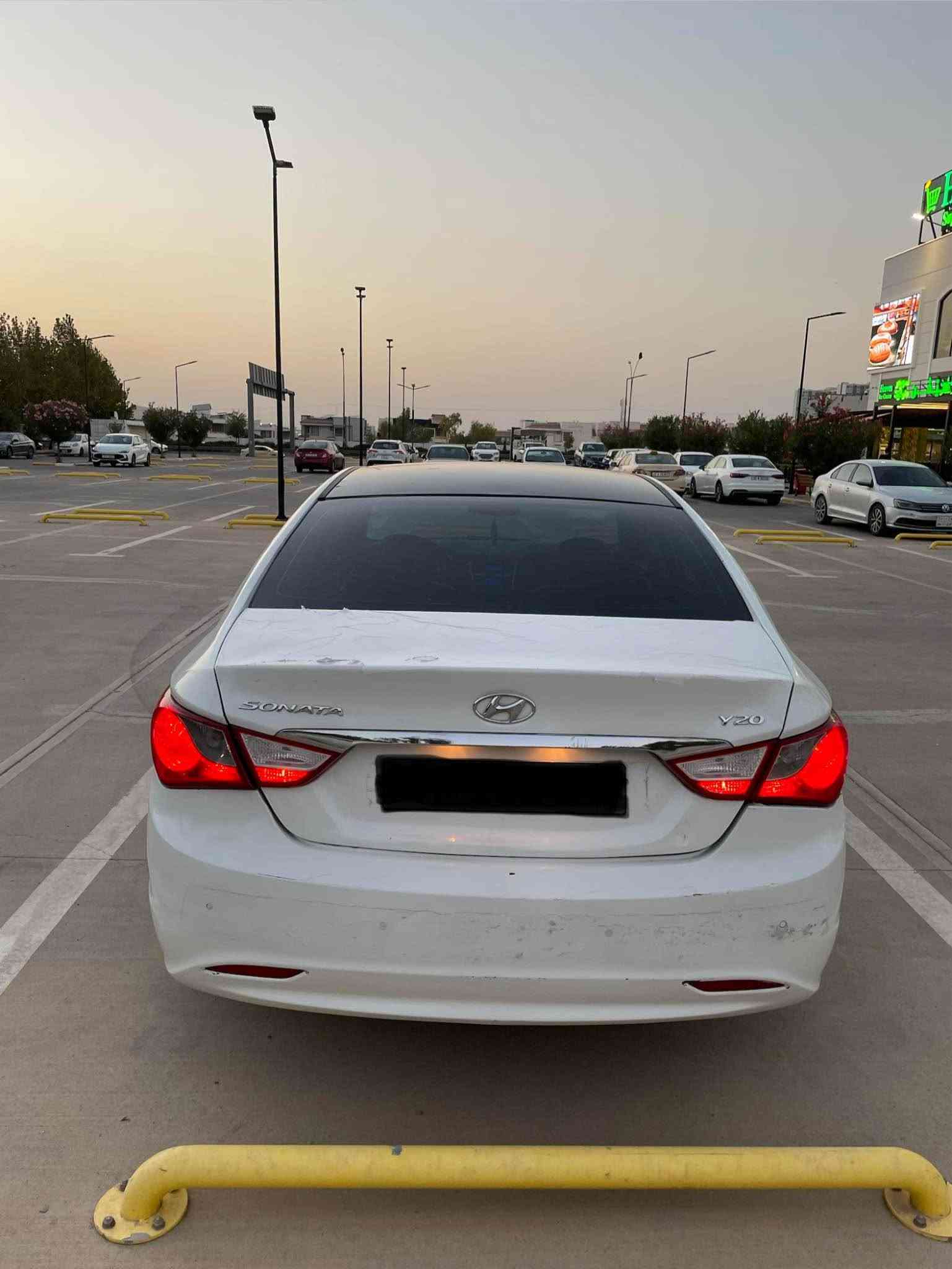 Sonata
موديل 2012
ليزةرى دوبةى 
ادوات ادوات
مكينة دوش ١٦
رةنگى سپى سةدةفى 
كشن جلد هيتةر و كابا
گير توماتيك و عادى سپورت
ىاوينة شةفت و كارةبا
سوكان فوليوم
جوار تايةو ويلى لوك
كيرو مكينةو كارةبايات بةشةرت
نرخى 49 وةرةقةو مجاليكى كةم 
شوين هةولير
*********** أربيل, العراق
