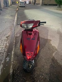 فراشة • سلف يشتغل • يحتاج شخاطه