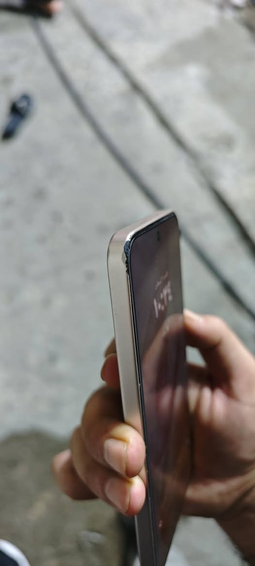 جديد❤‍🔥 🤍💯✨
نضافه:99℅💯✨

بدون غراض فقط شاحنه 

مواصفات الجهاز :🤍

شاشة  6:55انج

معدل التحديث للشاشة 120💯✨

معالج : Snapdragon 7 Gen3 💓💯

سرعة الشحن : 80
ذاكرة تخزين كبيرة الحجم : 512GB 📂✨

رام : 12🔥❤‍🩹
الكاميرا الاساسية :  200MP 📷 
بطارية حجم كبير 6000🔋✈️

للبيع او مراوس مع ايفون فقط

اعيد النشر بسبب وعود الكذبه
***********
سعر 375

