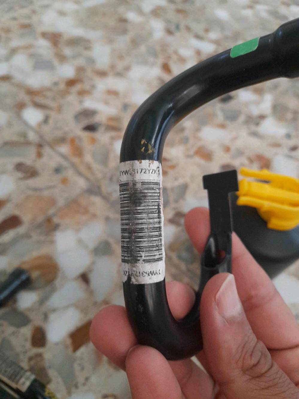 السلام عليكم فلينه مع ارضيات فورتي شركه مع مادة المنفاخ ويدات للبيع بسعر ٣٠ الف