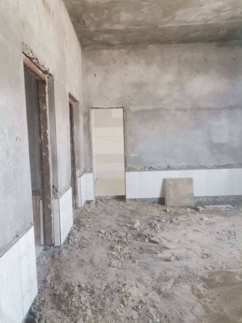 السلام عليكم
بيت زراعي للبيع مساحته٣٢٠ وسعره مناسب يم محطه بنزين البرغي بناء جديد 
لتواصل مع صاحب البيت

***********
