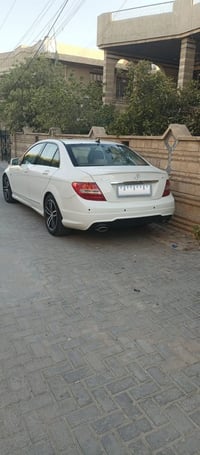 مرسيدس C300 • ٢٠١٢ • رقم بغداد