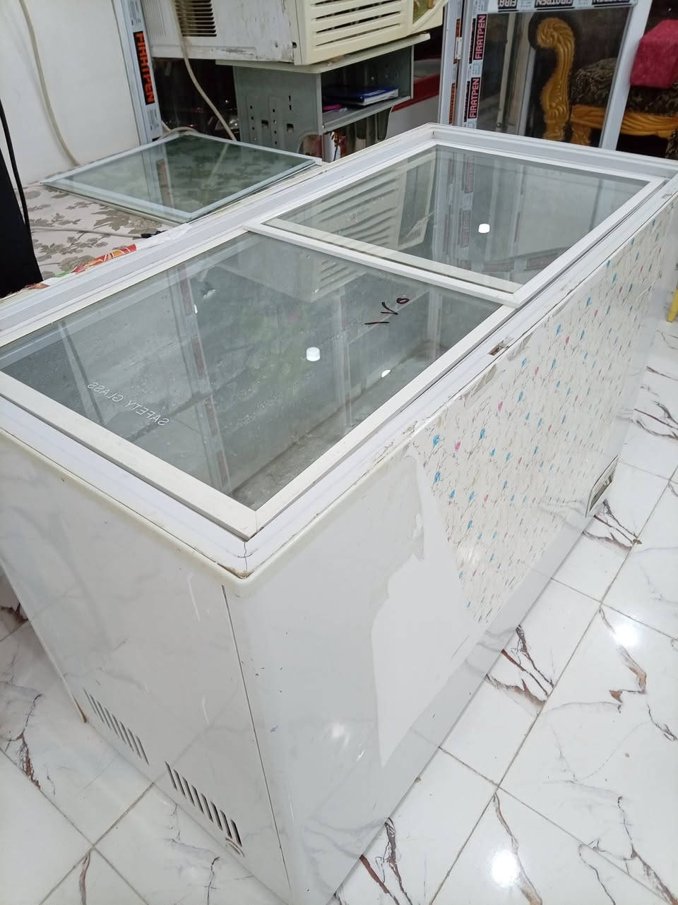 عارضه للبيع سعر ١٥٠ شرط يكون عل فحص
الاستفسار عن هذا رقم *********** العنوان بروانه شارع لعلاوي غرب بناية البلديه مجاور صيدلية الثقه معرض ابو حياة النمراوي
