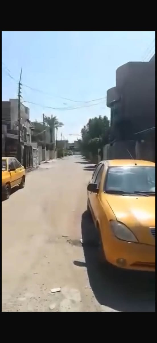 يالله بيت للبيع منطقه حي الجهاد المساحه80متر واجه4نزال20طابق واحد يحتوي على غرفه نوم وصاله ومطبخ وحمام وكراج يباع بسعر مناسب125مليون ارخص الاسعار يمنه للاستفسار اكثر الاتصال على☎️***********
