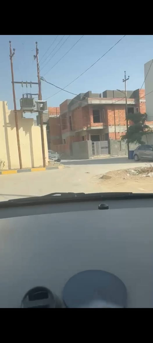أرض سكنية • ١٠٢م • خلف كورنيش ديالى