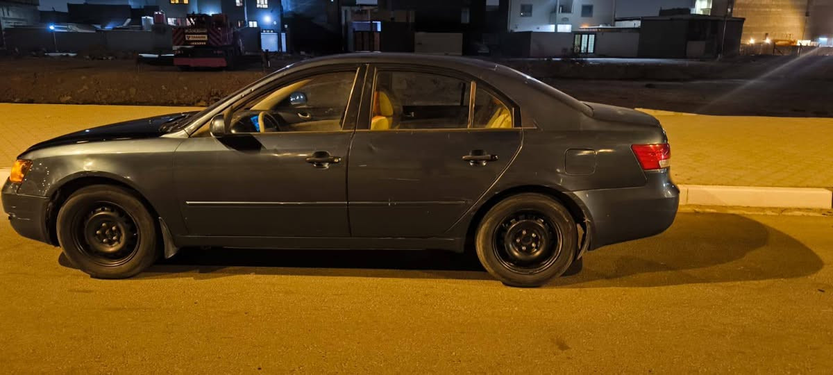 السلام عليكم
سوناتا مديل 2009
كير مكينه تبريد جدد خير من الله 
و البديل كدامك شوف عينك
متومه اربيل كصته جنطه 
مكاني بصره
سعره 36
الرقم/***********
