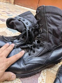 42  رقم  جملة  متوفر توصيل. ١٧الف 07781021190  صيفي نصف جلد. متوفر شتو...