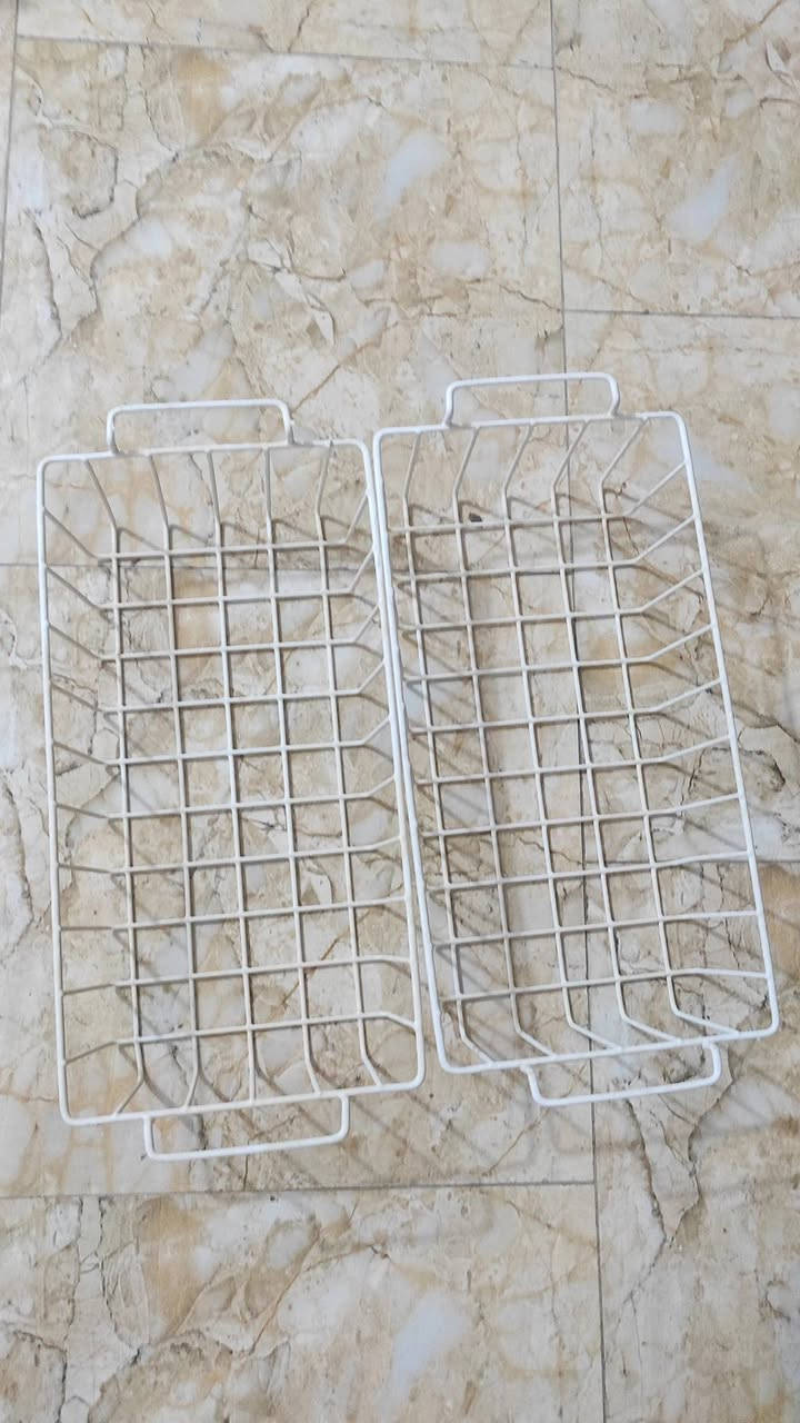 سلات ثلاجه اصلي غير مستخدم ع اول تم 10 و ب العافيه
