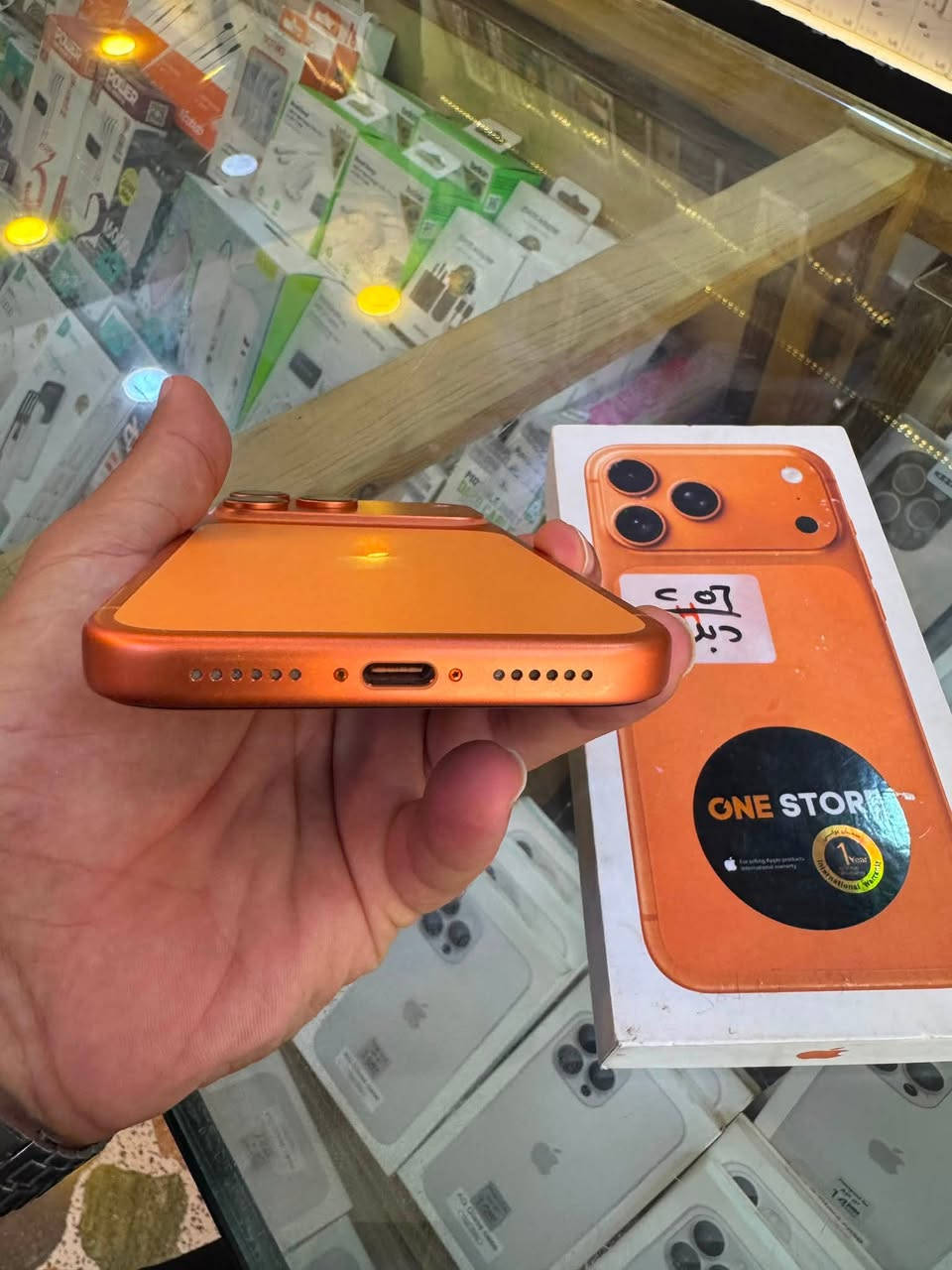 السلام عليكم
iPhone 17pro max🍊
بطارية 🔋 98
عدد الشحن 208
دبل خط CH 
جهاز جديد حيل ملاحضة ‼️ملحقات وياة
🧡🧡
السعر 1770
للأستفسار خاص أو ***********
