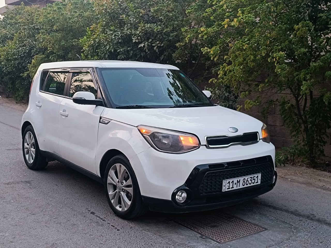 السلام عليكم
صول للبيع موديل 2014 
سياره جاهزه ما بيه نقص ابد ما تصرف عليه ربع 
محرك 2000 
تبريد شرط الا ثلج 
كامره شاشه مثبت سرعه مري كهرباء اوتماتيك داخل لونين بيجي واسود 
سعر 92 بي مجال 
رقم ***********
مكان بغداد
