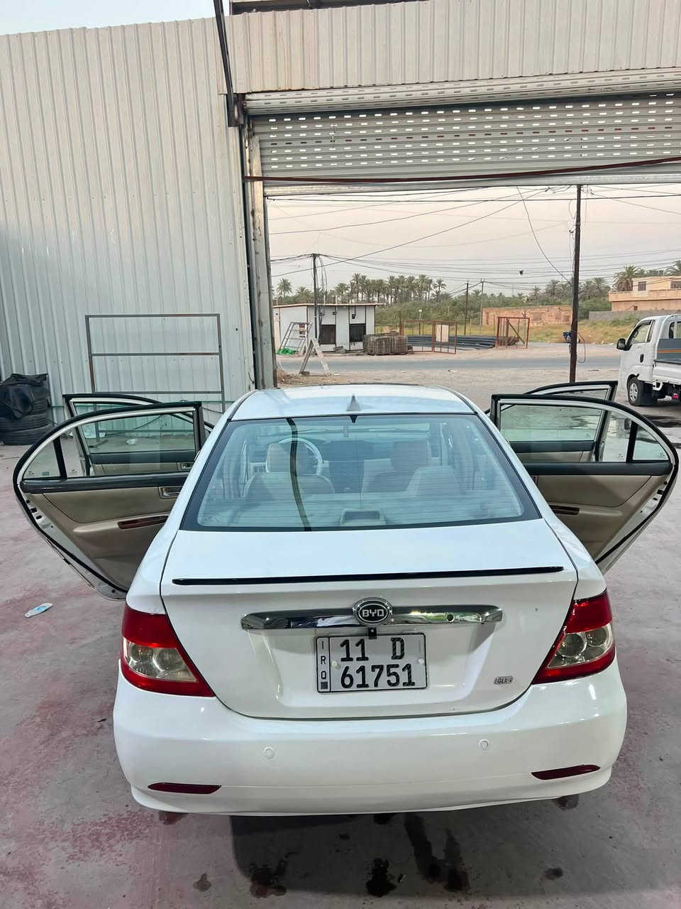 السلام عليكم BYD موديل 2011 كير محرك مكفولات قطره خياس بلقماره ماكووو تبريد عاطل شبي مادري والسونار كدامكم كلشي موضح مكاني بغداد الدوره السعر 56 وبيها مجال بسيط ***********
