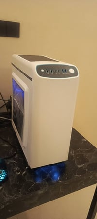 تجميعة جديدة • RX580 8GB • غير مستخدمة