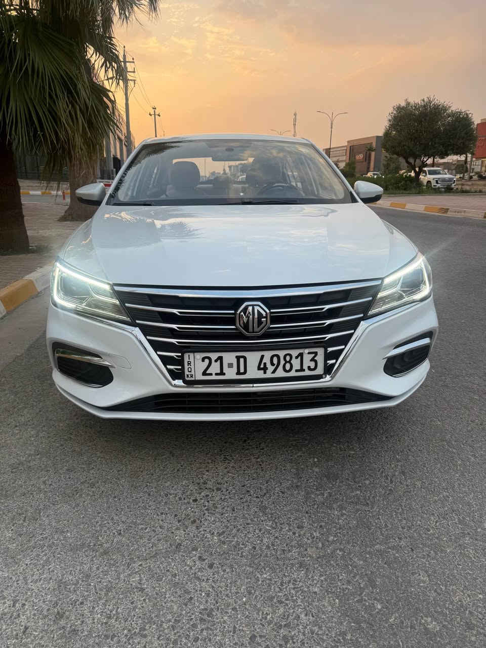 ئيمجى 5 2024موا سه فات كومفورت  به سمه شاشه  
كوشنو گاعى قالب بوكرا وه رون وفلته رى تا زه كورا وه به له يه ك  بوياخى هه يه له ده ركا يه كيا ي بى سارد  27000هه زار روشتوه  زور تا زه يه 102كه ميك معا مه له 
*********** السليمانية, العراق
