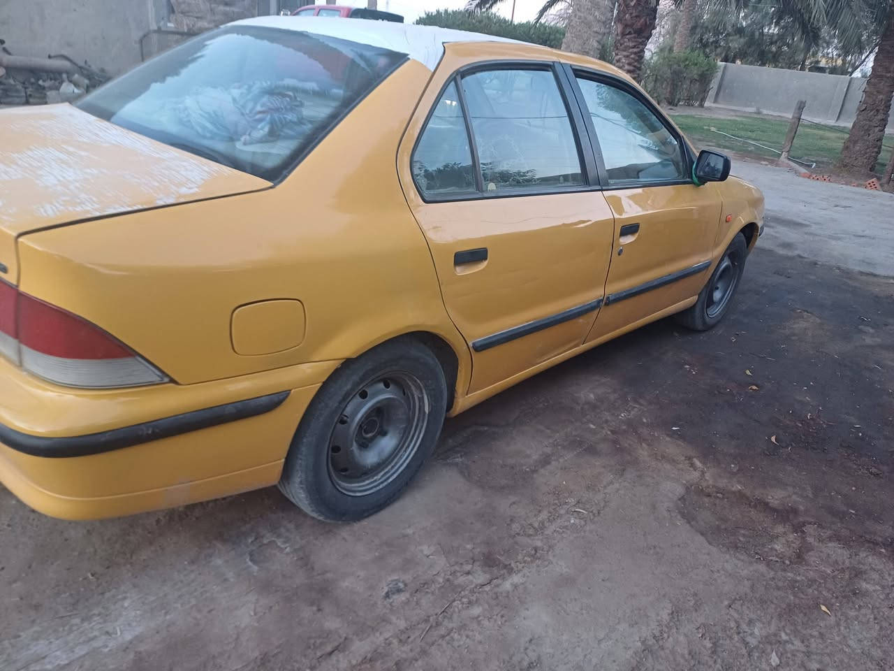 سمند ٢٠١١ • رقم بابل • نص عمر مكينه