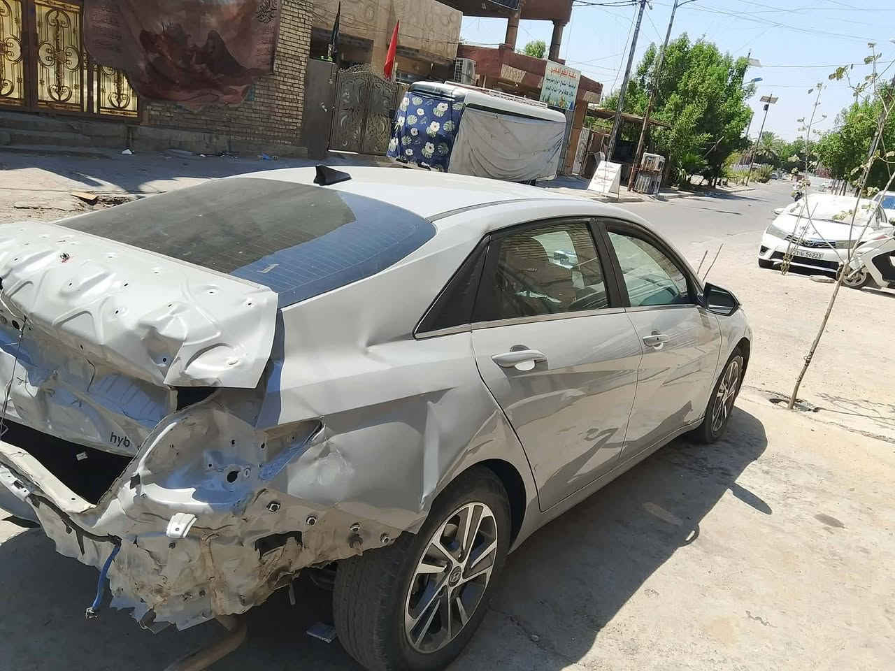 سلام عليكم النتره هايبرد أمريكي حادثها فقط بنيد ابدل مال وكاله  موديل 23 بغداد بسمي فول موصفات لمتت صار بيها هاذ الحادث ابيع ع حادثه بكاني بغداد الشعله رقم الهاتف *********** السعر ١٢٠ بيها مجال قليل
