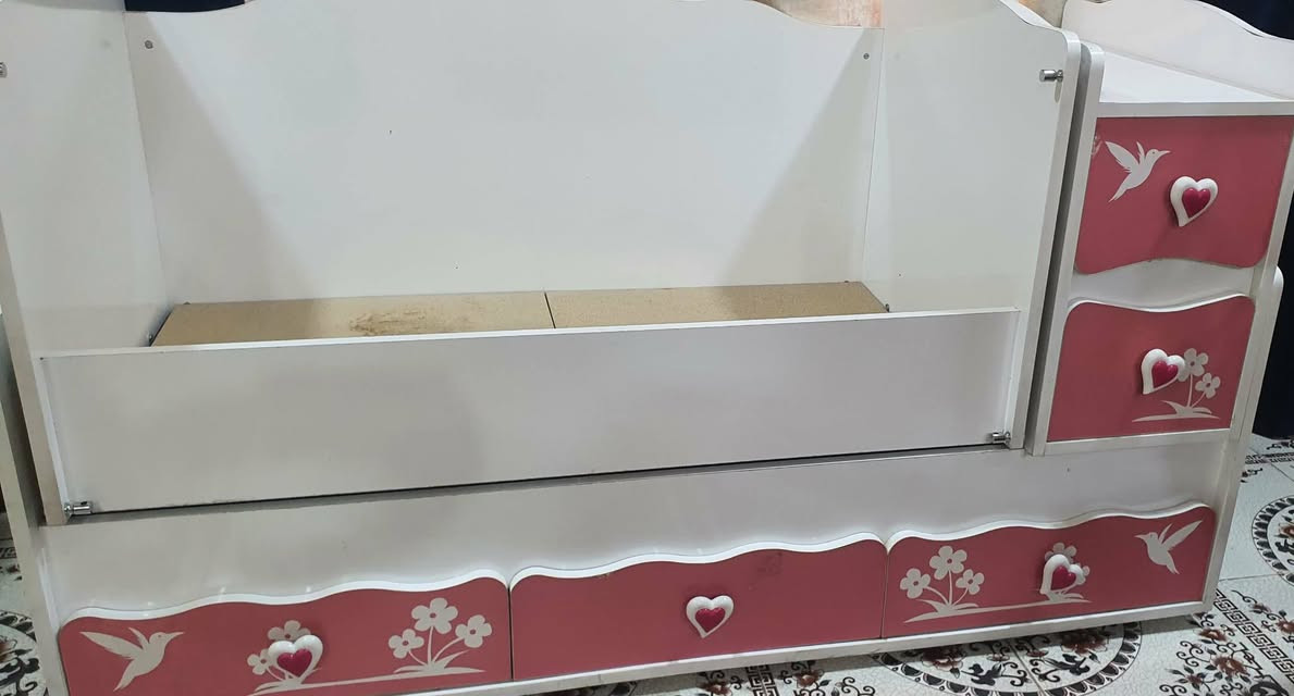 جربايه طفل جديد استعمال قليل
السعر 75 للاستفسار ***********

