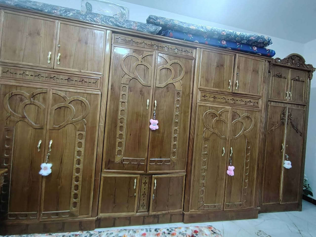 غرفة نوم • جديدة • مستعملة