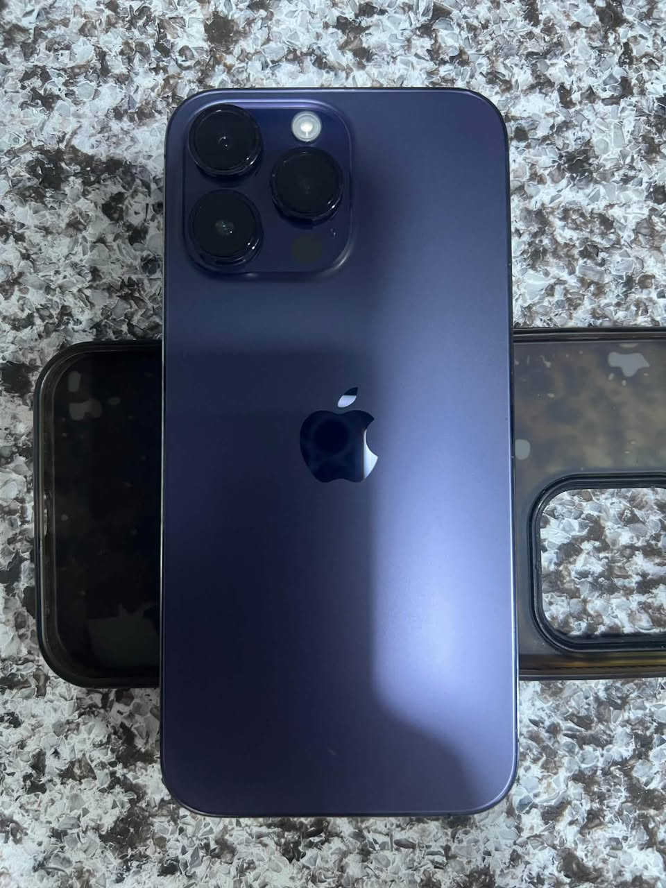 للبيع iPhone 14 Pro Max – بنفسجي 💜

🔹 اللون: بنفسجي
🔹 السعة: 256GB
🔹 البطارية: 79%
🔹 الجهاز نظيف واستعمال شخصي
🔹 ما مبدل بي أي قطعة
🔹 ما مفتوح أبدًا
🔹 الجهاز شغال 100% بدون أي مشاكل
🔹 النظافة الخارجية: تقريبًا 90%

💰 السعر: 865 ألف دينار قابل للتفاوض للجادين فقط

📍 بغداد 
واتساب : ***********
