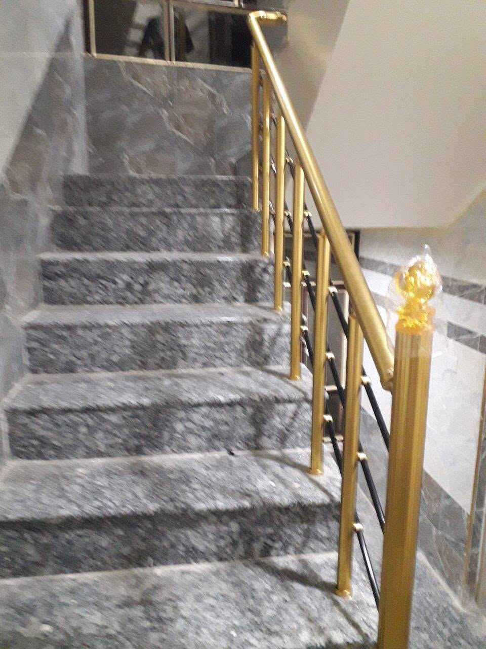 كراده داخل • قرب الاورزدي • غرفتين