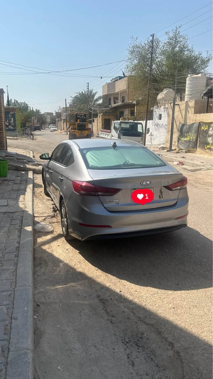 السلام عليكم

النترا  مديل 17 وارد امريكي 

مكينه 2000 دوش 

 بدون حادث  فقط دعاميه خلفيه 
اي قطعه ما مبدله سياره ليبل واحد 

3 انظمه قياده 

تحكمات ستيرن 

تبريد ثلج حداديه جديده 

رقم ميسان حره تحويل ثاني يوم 

السعر 120 وبيها مجال 

المكان ميسان العمارة

*********** عمارة, ميسان
