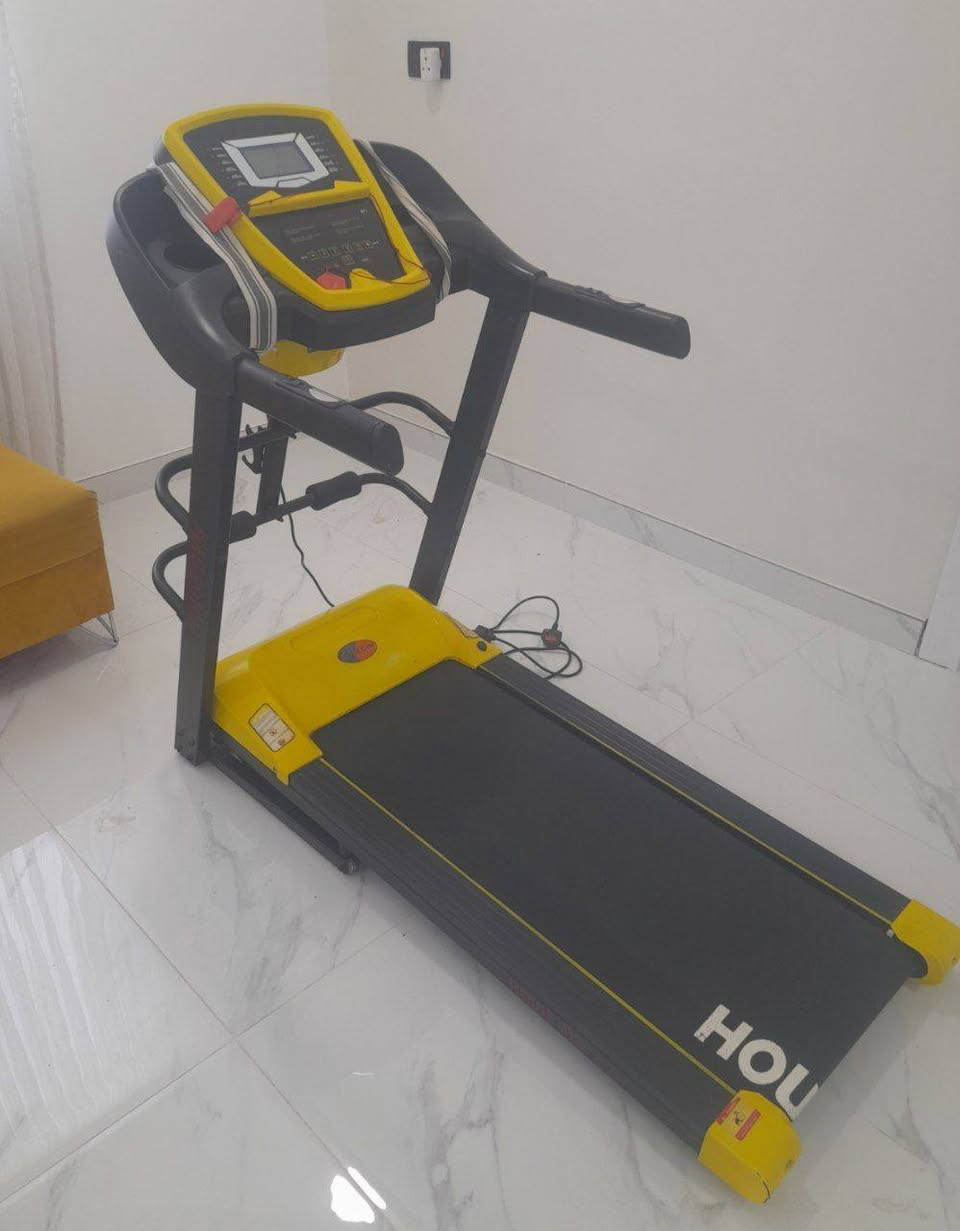 جهاز جري للبيع ستعمال قليل نظيف كلش سعر ٢٥٠ وبي مجال رقم الهاتف ***********
