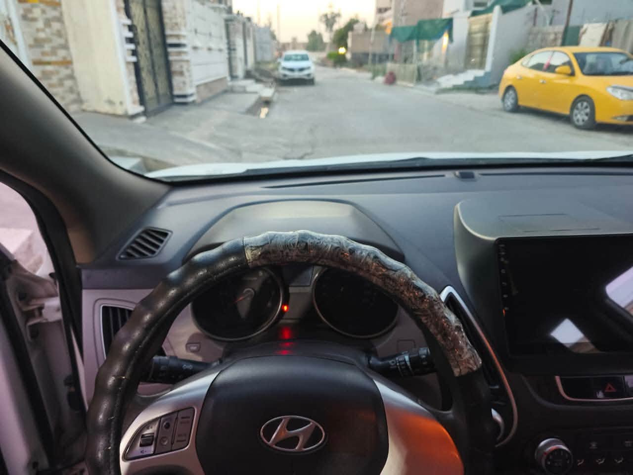 مكلف بلنشر 
بسبب الوعود الكاذبه 
 🚘 للبيع توسان 2014 خليجي

🔹 رقم السليمانية
🔹 موديل 2014 خليجي
🔹 السعر: 145 ورقة 💵
🔹 بيها مجال للجادين

✅ مكفولة من الصبغ
✅ مكفولة من التبديل
✅ مكفولة من الضربة
✅ السيارة نظيفة وتستاهل الفحص

📍 الفحص على المشتري وين ما يريد
📞 للجادين مراسلة/اتصال

‭***********‬
ديالى المقدادية أبي صيدا
