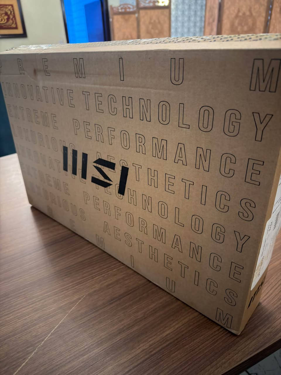 MSI Vector 16 • RTX 5080 • جديد بالكرتون