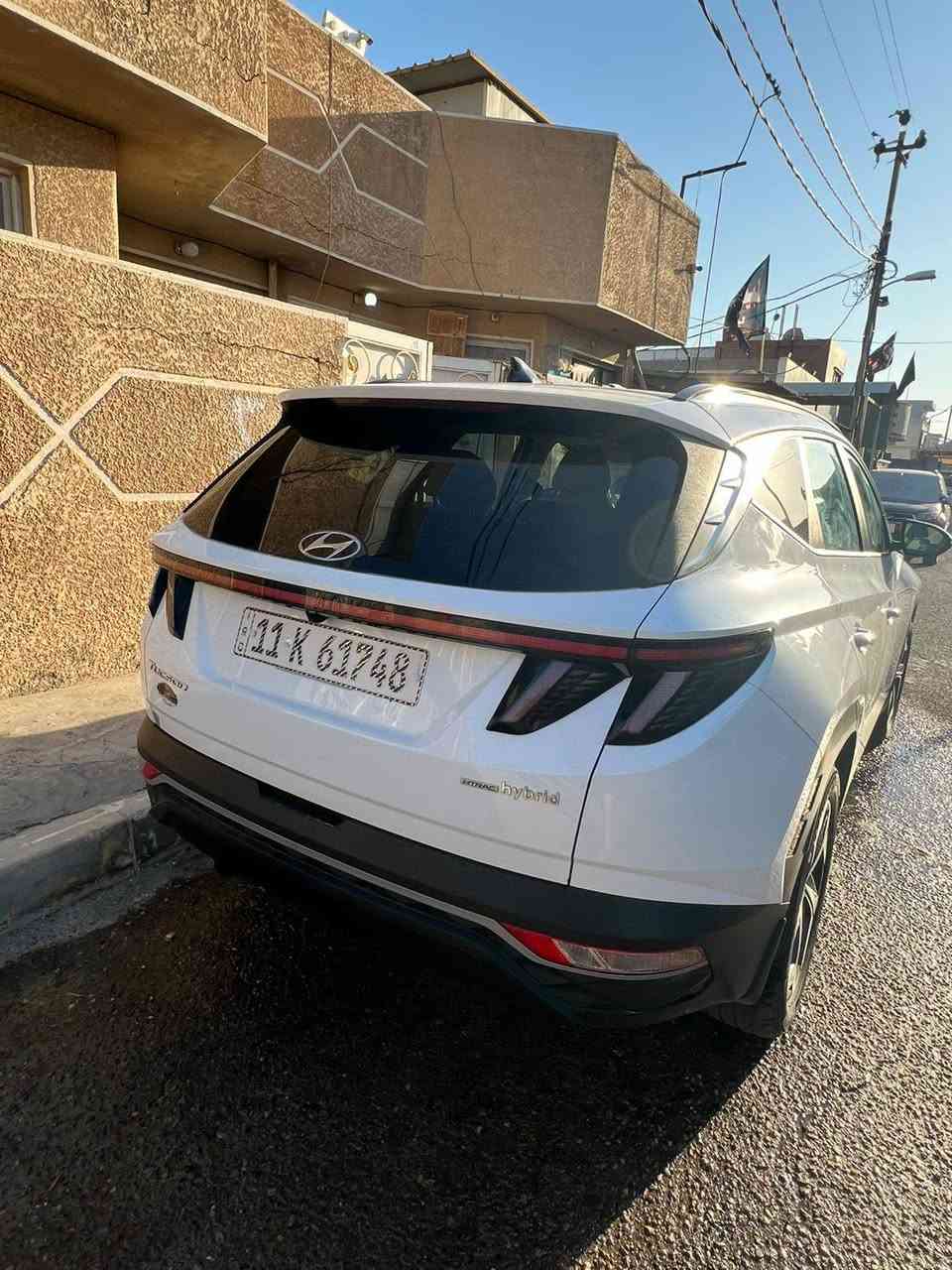 🔥🔥 توسان هايبرد 2024كلين بدون حادث فووول مواصفات بانوراما وارد أمريكي — للبيع 🔥🔥
⚫  لون أبيض شذرة داخل جلدلون أوف وايت المرغوب 📊 الممشى: 24 ألف ميل 
💥 الحادث فتح غراضها وجتي وياها  فقط،  وبدون دواخل
✅ موديل 2024✅ فوول ✅ هايبرد محرك 1600✅ ممشى 24,000 ميل ✅ سيارة كلين بدون حادث بدون صبغ ليبل واحد تبديل ✅ السيارة جاهزة للاستخدام
💰 السعر: 215ورقة وبيها مجال للشراي 🔥📍العنوان 
بغداد حي القاهرة شارع الضباط مقابل حسينية آل الرسول تلفون أو واتساب ☎️☎️*********** 🚘🔥
