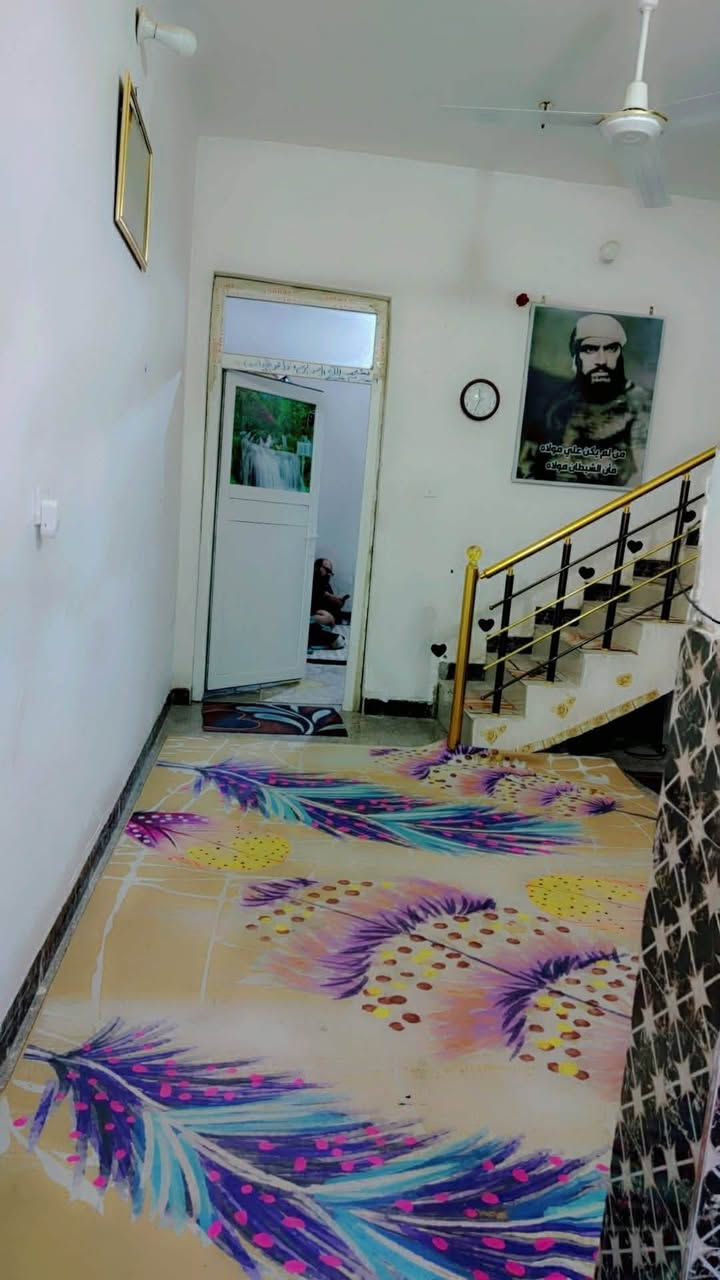 بيت للببع طابو صرف مساحه 128 العسكري الاول قريب جامع الجوادين غرفتين نوم استقبال صالة مطبخ صحيات خارجية وداخلية السعر120للاستفسار ***********
