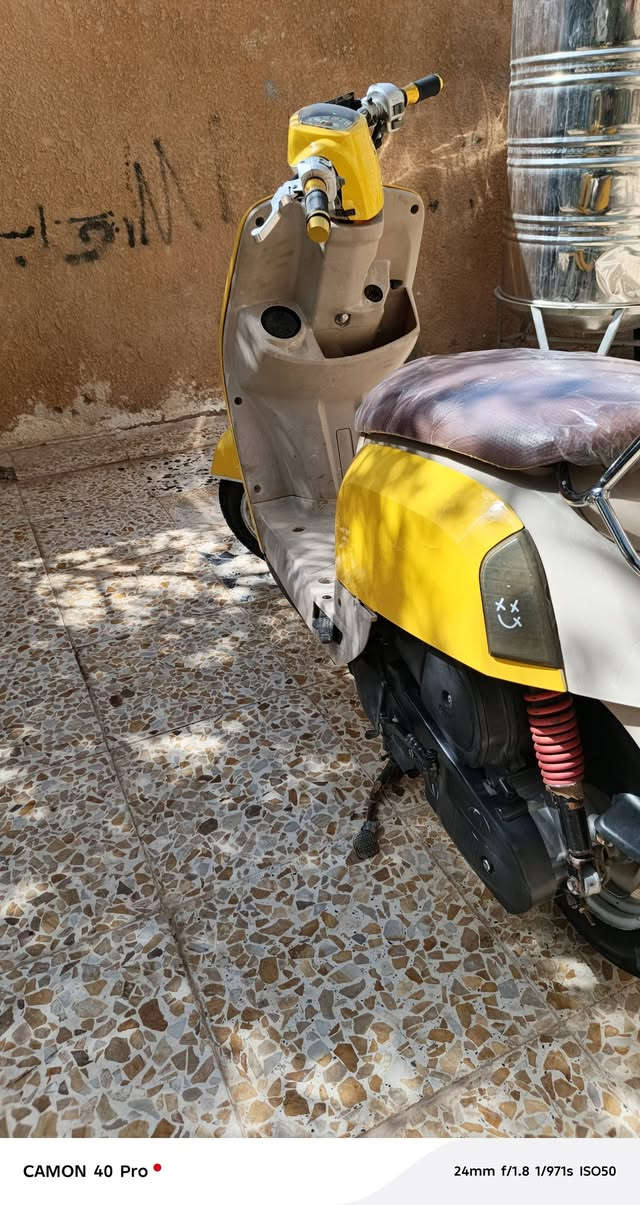 سلام عليكم بوليس للبيع مكينه مفتوح المكان كوت حي الحكيم السعر خاص تصال ***********-***********

نص مكتوب في الصور:
- CAMON 40 Pro
- 24mm f/1.8 1/1550s ISO50
- CAMON 40 Pro 24mm f/1.8 1/971s ISO50
- CAMON 40 Pro 24mm f/1.8 1/990s ISO50
- CAMON 40 Pro 24mm f/1.8 1/1695s ISO50
- CAMON 40 Pro 24mm f/1.8 1/1117s ISO50