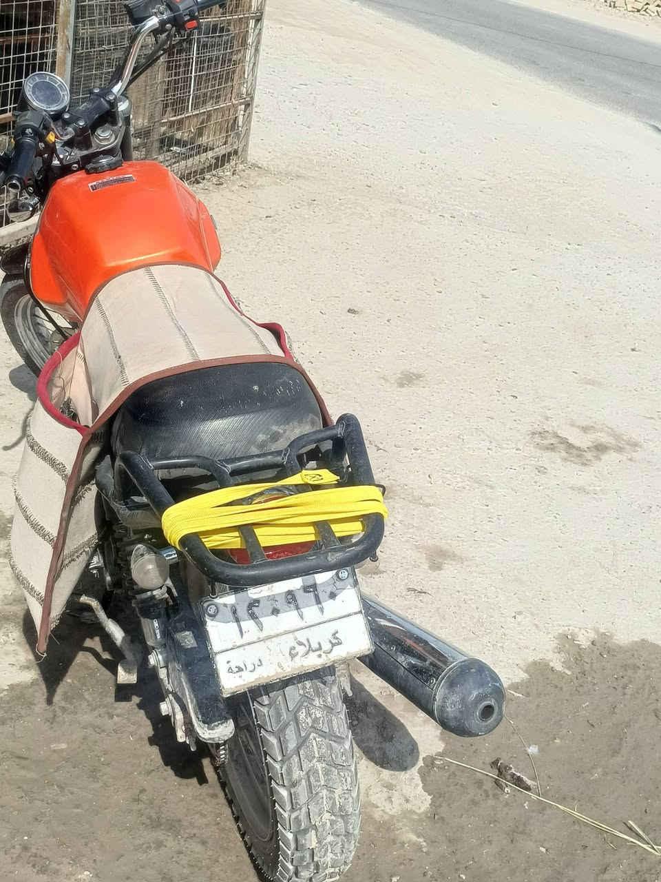سلام عليكم اخوان بيع مستعجل لايتي  سع ر 1250رقم وسنويه كامل رقم كربلاء اخوان نقصها بس وين امامي بيه عواج ***********ابو ادم
