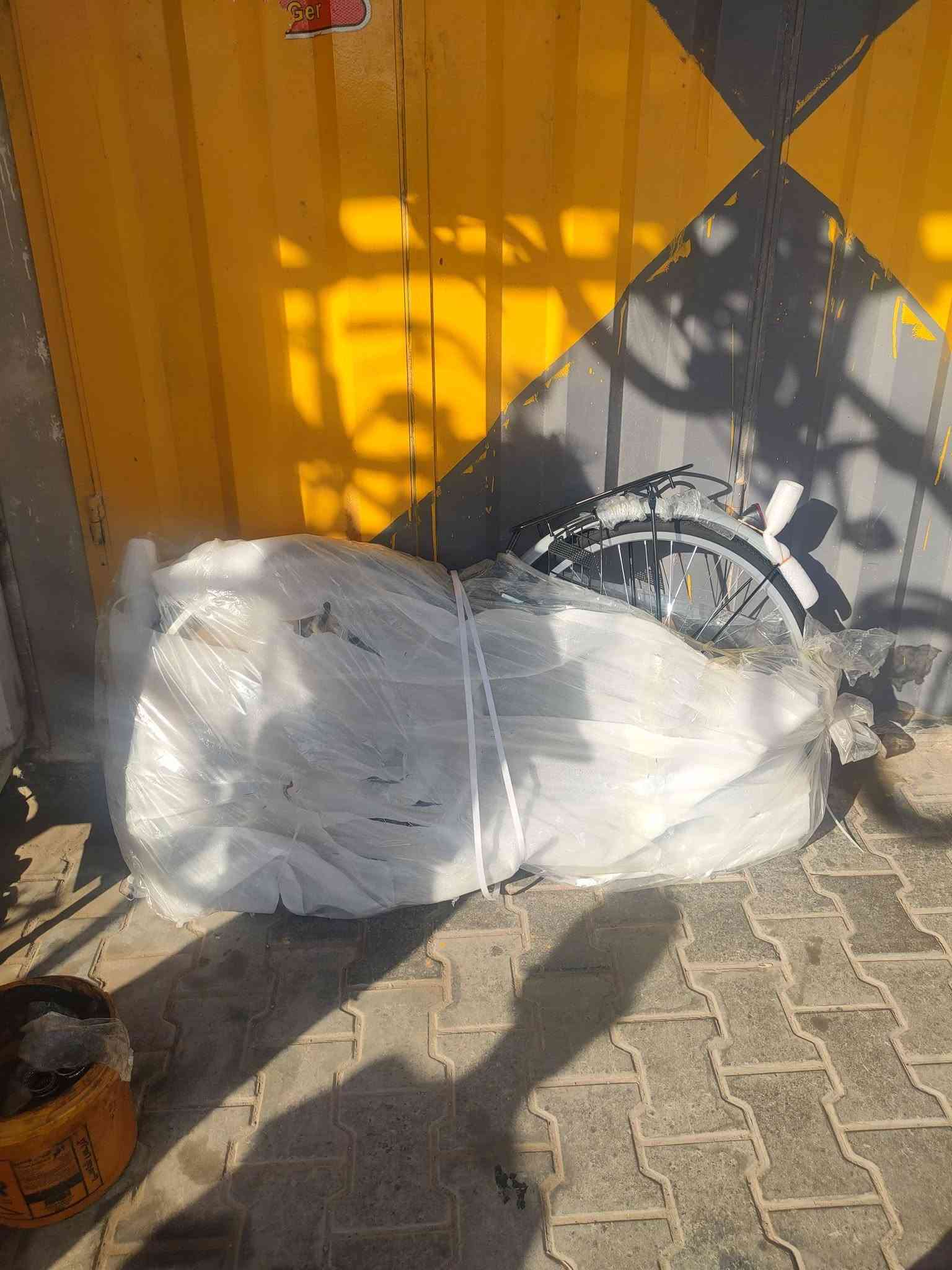 سلام عليكم
بايسكل بناتي ياباني بايسكل جديد جديد جدا جدا
شرط حته الوياله ما مفتوحات
سعر 160 وبيه مجال 
ملاحظه: اصلي مو تجارييي
متواجد خاص
