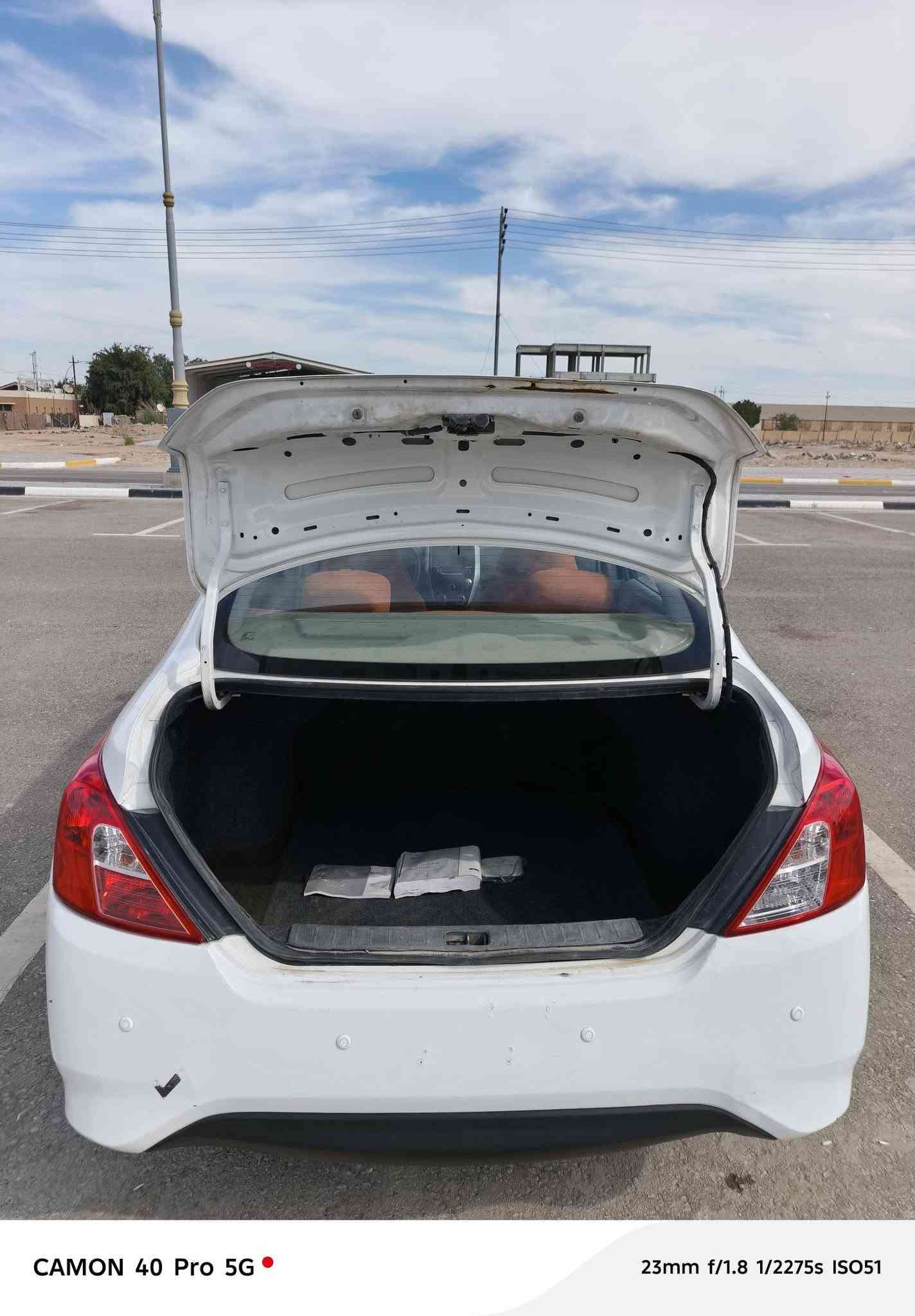 سلام عليكم للبيع نيسان صني هندي موديل ٢١ بيها بارد فقط بدون صبغ ماشيه ٩٩ الف كيلو مكينه كير تبريد بلادي عنواني كربلاء سعرها ٩٧ بيها مجال بسيط ***********
