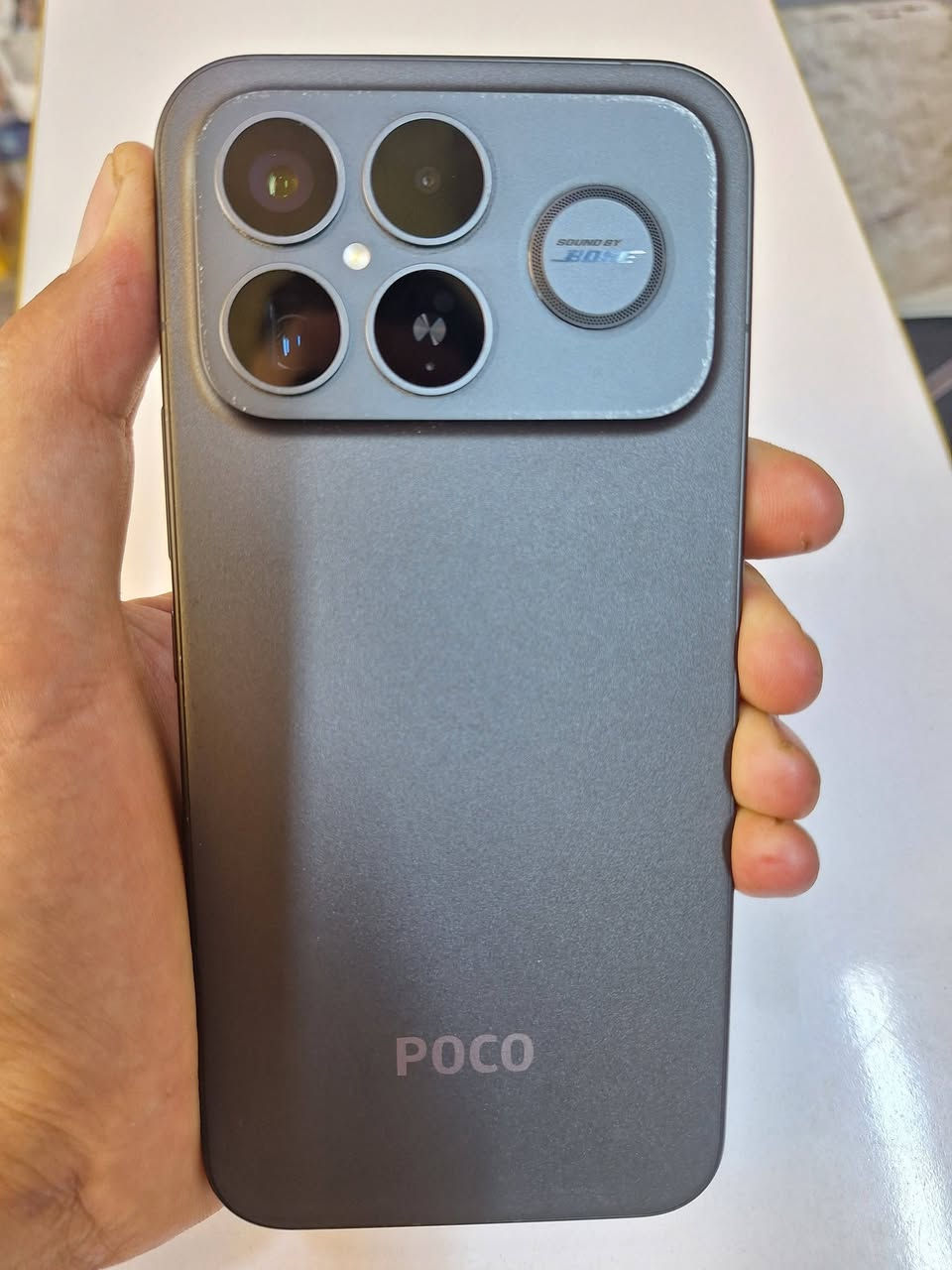 بوكو اف 8 الترا (POCO F8 Ultra) للبيع فقط جهاز استخدام  ٣ اشهر نظافه 98ب% كامل ملحقاته ذاكره512 رام 12 جهاز غني عن التعريف 
سعره 850 وبي مجال للشراي مكاني نجف مشخاب ***********
