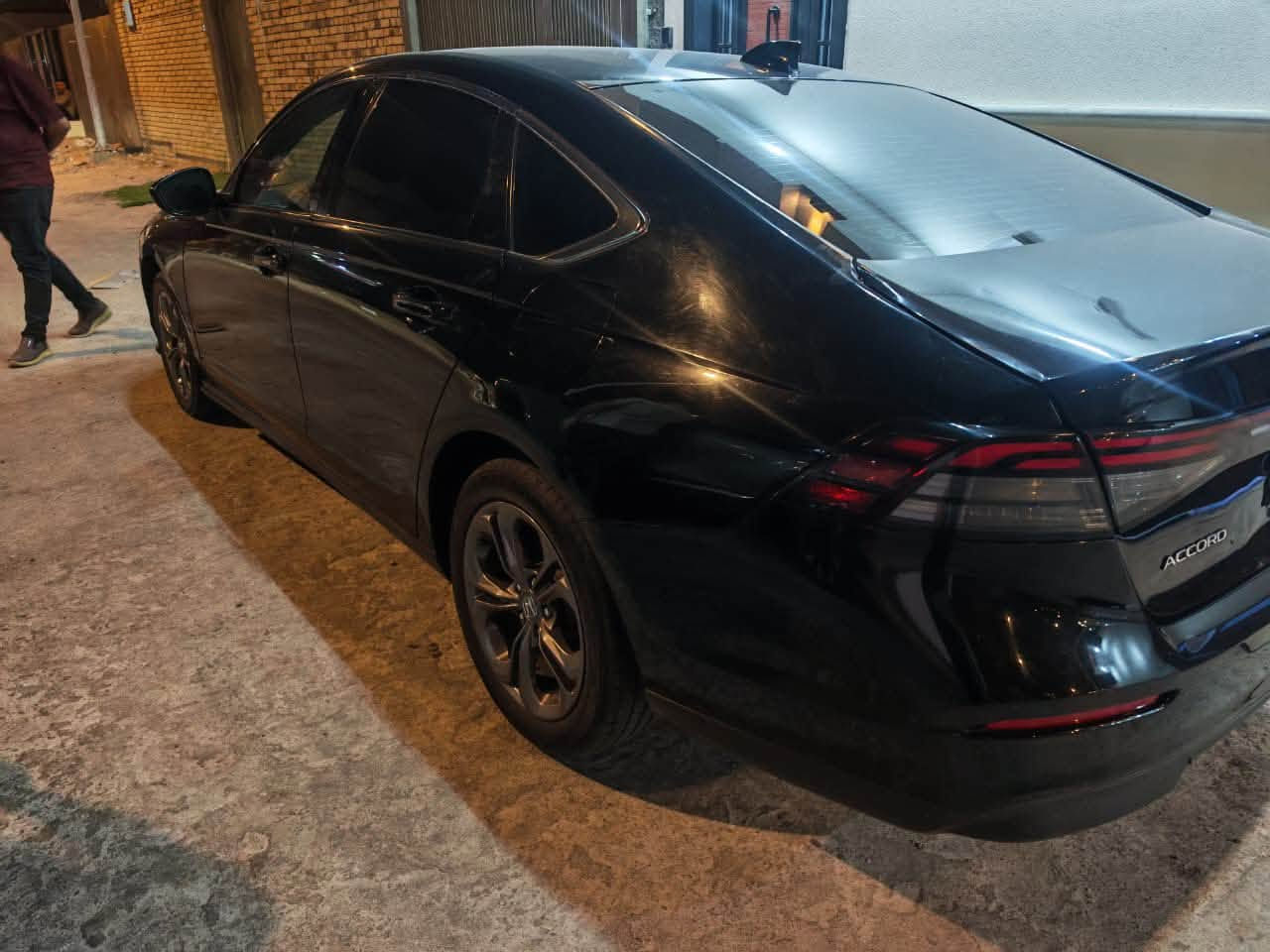 بيع مستعجل هوندا اكورد مديل 23 بانزين فول سلايت روف حادث فقط بنيد مبدل ومصبوغ شاصي لغد مكفول السعر 145 وبيها مجال بدون رقم راعيها بغداد اتعهد بالتحويل ومكان السياره بصره ***********
