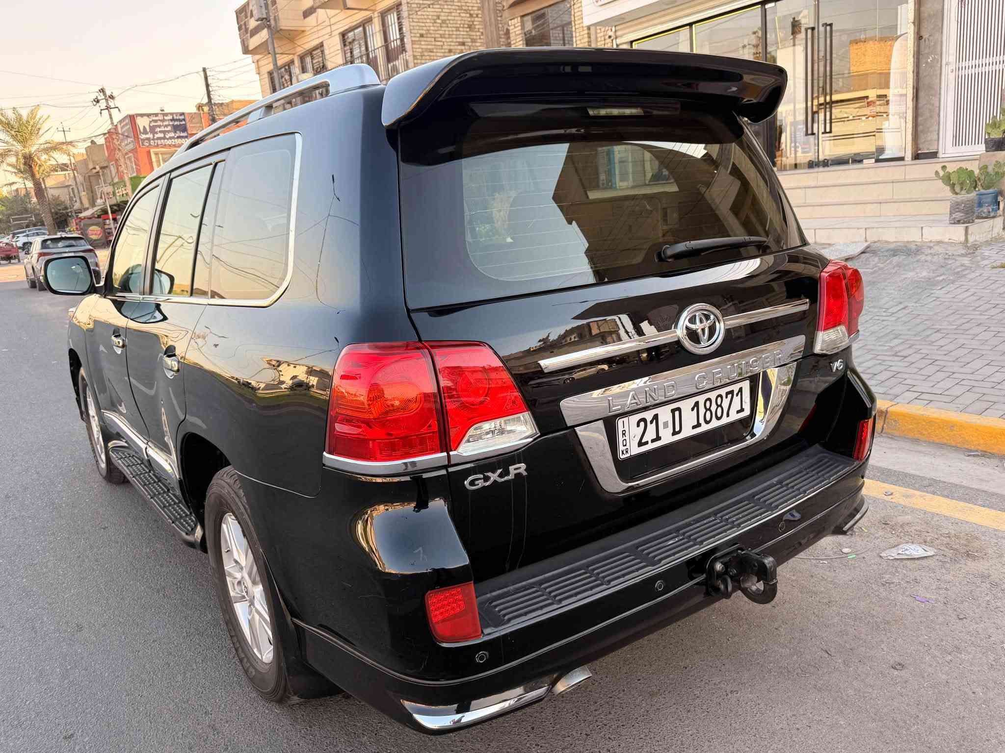 لاندكروز 2012 بريم  V6    GXR
مواصفات فول 1/1

رقم سليمانية بسمي هزه و رقم جديد 

ماشيه 170 km 

مكاني بغداد 

السعر 32.5 بيه مجال للشراي 

الاستفسار:-***********
