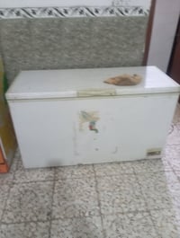 مجمدة • ١٨ قدم • نظافة ٩٠٪