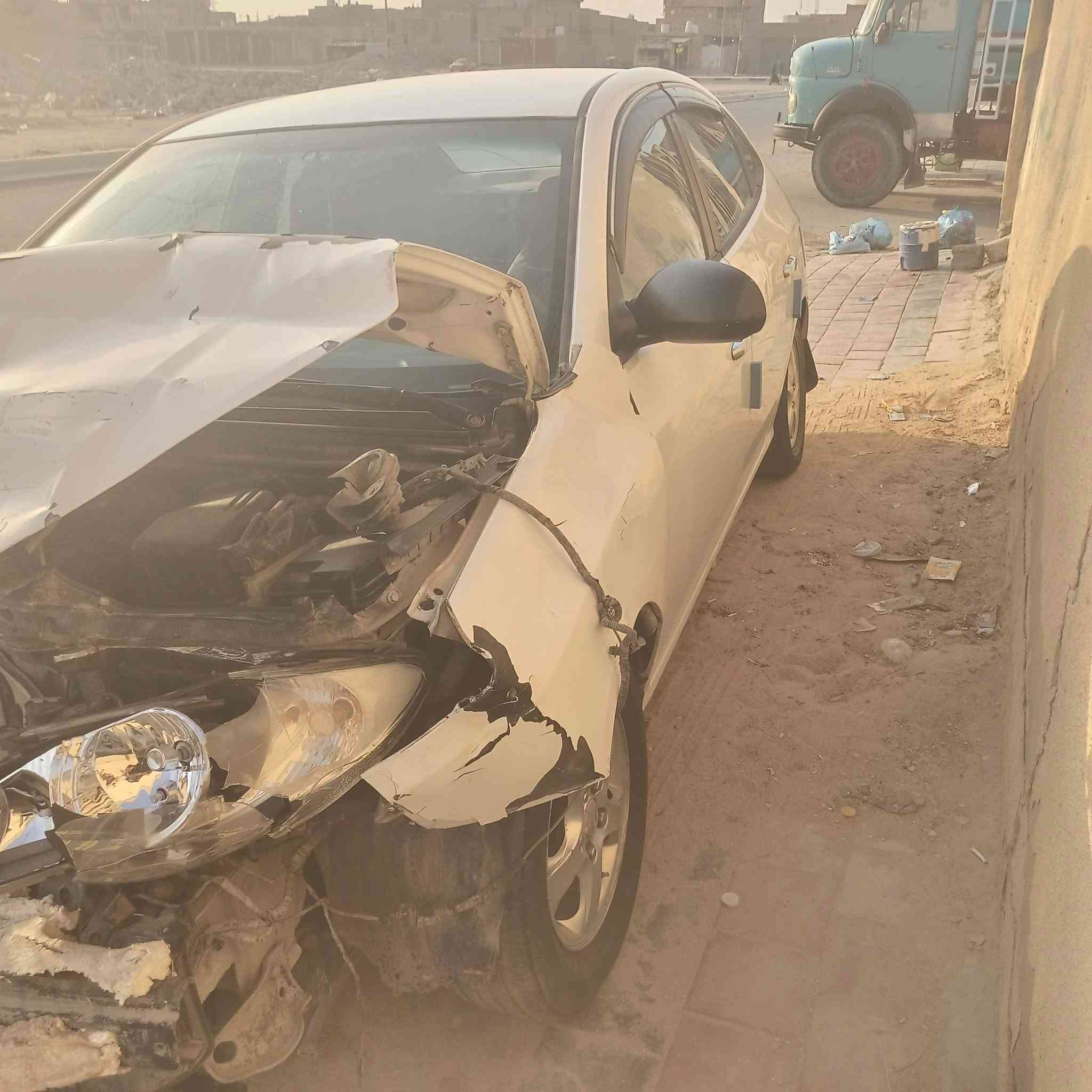 سلام عليكم لانترا صابونه ادوات ابيع هل موجود عله حادثه قفله 18 ورقه باقي تفاصيل اتصل عله رقم وبيك خير وتددل ***********

