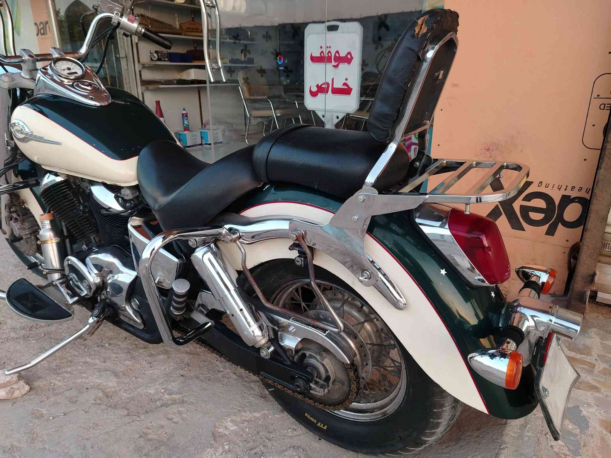 شادو 400 على وضع البلاد  رقم نجف. سعر 26بيه مجال  *********** واتساب

نص مكتوب في الصور:
- *********** a1najaf a1najaf