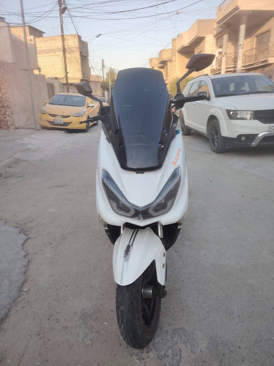 دراجه بلال موتور دراجه اف سي اكس دراجه ما ماشيه اقل 5الالف محرك خير من الله الفول مالها 9لتر كفراتها البلاديه الدراجه ما تسمع صوتها   برغي ما مفتوح بيها شرط الفحص جيب فيتر وتعال دراجه اجيت بيها من كربلاء الئ الانبار ورجعت بغداد السعر 850وبيها مجال للشراي 
***********اتصال +واتساب
