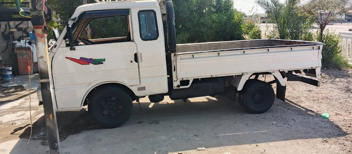 السلام عليكم للبيع كيا بستا موديل 1994 رقم بغداد سياره نضيفة كبل للشغل بس راعيها ما اندله اتكفلك من سرقه وعشاير السعر 27 وبيها مجال مكان السياره واسط اتصال ***********
