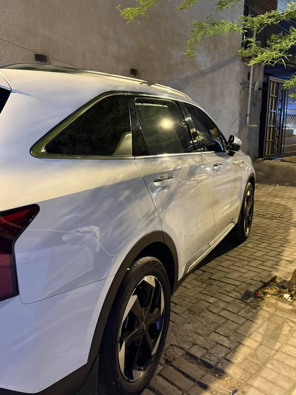 سلام عليكم
سورنتو 2024 
كفاله عامه 
رقم اربيل 
مواصفات 
داتاشو 
حساسات تشغيل عن بعد 
صندوق كهرباء 
السعر278
وبيها مجال 
***********
