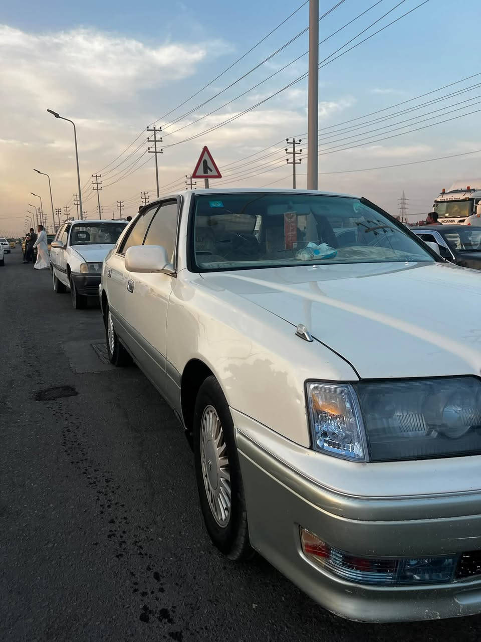 راس الثور 97 شاصي 55   كير مكينه 3000 Vvtتبريد  كهربائيات كلها شغال
بيع مستعجل 85  وبيها مجال مكان السياره بصره سفوان مكفوله كص ونقل بسمي مباشر تحويل ثاني يوم ***********
