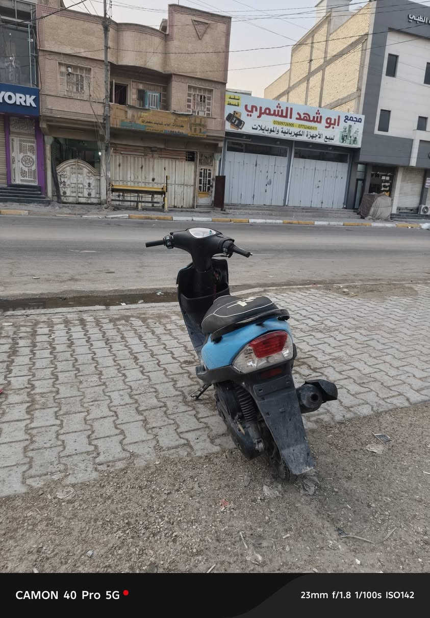 سلام عليكم دراجه ماكس عدله 
الدراجه الله شاهد فول 
وتجي وتفحص عجبتك اخذ 
الدراجه مال منتسب من البيت للدوام 
رجائا البياع شره لا يجي هنا 
رقمي للستفسار ***********
والسعر 450قفل قفل قفل نكره سلف باي وقت 
ولا تجي ربع مانزل 450 قفلها 
مكاني كربلاء حي العسكري الحر قرب مرقد الحر
