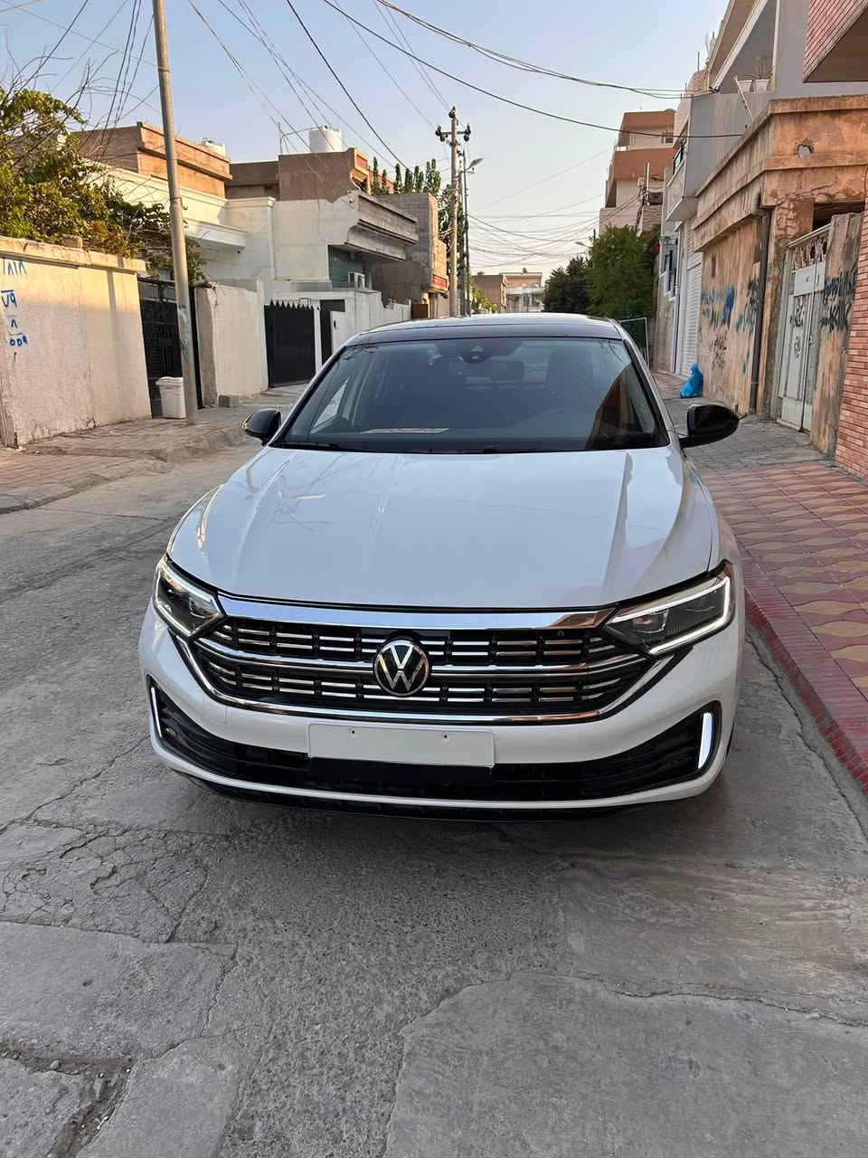Jetta 2024 SEL premiu
نرخی ١٣٠ قفل دوو سویچی بیلادی ئیرباگ تەنها شان ١٢ هەزار مایل رۆیشتوە سێ پارجەو دوو پەڵەی بۆیاخە بێ ناوگرتن رادیتەر و بەوابە و پانکەی بیلادە بەدەنەو براکیت بیلادیە فولە فولە رادار پێش و پشت ئاوێنەکان کوشن سارد و گەرم خەزن پانۆراما ژمارە کاتی سێ مانگی لەگەڵە
رەقەم شانسی 3VWGM7BU4RM083984
ژمارە موبایل ***********
