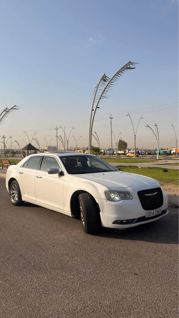 سلام عليكم
اوبامه 16  كندي فول للاخير واحد ع واحد C 300
بيها قطع صبغ بل عراق اثر شخوط ابيع حزام مواصافتها
معروفه محرك 3600 
خزن ميموري
كير ماوس
 شاشه كبيرة 
كشنات تدفئة تبريد
 تحكم كشنات كهرباء
حساسات
ويل مكسيكي
تشغيل عن بعد
 كلاص ثلاجه
(بنو رامه)
برده خلفيه
تبريد ثلج
حساس وقوف فيحال فتح الباب
كشنات جلد
وهواية مواصفات مكينه كير حداديه كله جديد شواصي كفاله مال جاني ومصروف عليها هواي واي نقص ما بيها رقم وهز جديد سنويه لل2031 معوقين السياره وراعيها قاصر بدون تحويل وكاله فقط اتكفلك بل رسميات 
لله شاهد سياره احلا من الصور الف مره  تجي تشوف بعينك ع ايدي بس صار عندي ضرف وحتاجيت وريد ابيع 
 سعر 149 مكاني بصره رقم*********** البصرة, العراق
